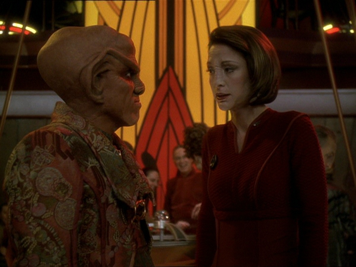 extant_StarTrek_DS9_7x25-7x26-WhatYouLeaveBehind_7553.jpg