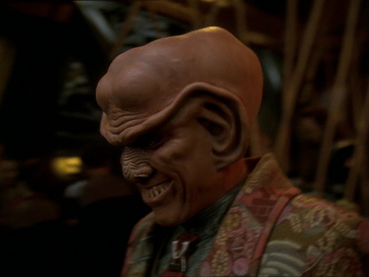 extant_StarTrek_DS9_7x25-7x26-WhatYouLeaveBehind_7563.jpg