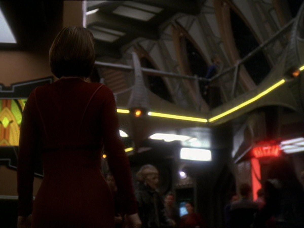 extant_StarTrek_DS9_7x25-7x26-WhatYouLeaveBehind_7589.jpg