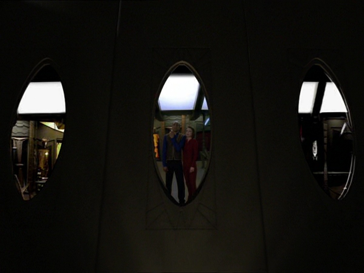 extant_StarTrek_DS9_7x25-7x26-WhatYouLeaveBehind_7643.jpg