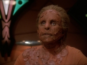 extant_StarTrek_DS9_7x25-7x26-WhatYouLeaveBehind_0715.jpg