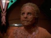 extant_StarTrek_DS9_7x25-7x26-WhatYouLeaveBehind_0718.jpg