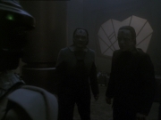 extant_StarTrek_DS9_7x25-7x26-WhatYouLeaveBehind_0871.jpg