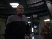 extant_StarTrek_DS9_7x25-7x26-WhatYouLeaveBehind_0960.jpg