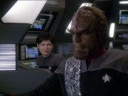 extant_StarTrek_DS9_7x25-7x26-WhatYouLeaveBehind_1041.jpg