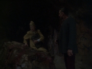 extant_StarTrek_DS9_7x25-7x26-WhatYouLeaveBehind_1662.jpg