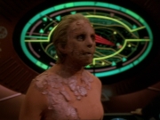 extant_StarTrek_DS9_7x25-7x26-WhatYouLeaveBehind_2722.jpg