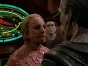 extant_StarTrek_DS9_7x25-7x26-WhatYouLeaveBehind_2726.jpg