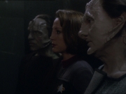 extant_StarTrek_DS9_7x25-7x26-WhatYouLeaveBehind_2790.jpg