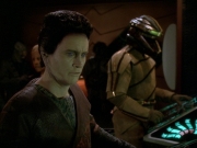 Filename=extant_StarTrek_DS9_7x25-7x26-WhatYouLeaveBehind_2966.jpg
Filesize=168KiB
Dimensions=1200x900
Date added=Jan 22, 2020 extant_StarTrek_DS9_7x25-7x26-WhatYouLeaveBehind_2966.jpg