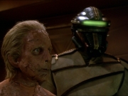 extant_StarTrek_DS9_7x25-7x26-WhatYouLeaveBehind_2994.jpg