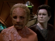 extant_StarTrek_DS9_7x25-7x26-WhatYouLeaveBehind_3083.jpg