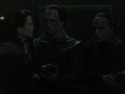 extant_StarTrek_DS9_7x25-7x26-WhatYouLeaveBehind_3354.jpg