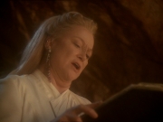 extant_StarTrek_DS9_7x25-7x26-WhatYouLeaveBehind_3507.jpg