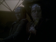 extant_StarTrek_DS9_7x25-7x26-WhatYouLeaveBehind_3745.jpg