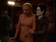 extant_StarTrek_DS9_7x25-7x26-WhatYouLeaveBehind_3827.jpg
