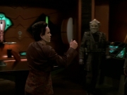 extant_StarTrek_DS9_7x25-7x26-WhatYouLeaveBehind_4042.jpg