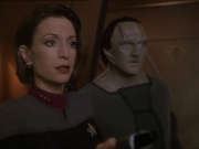 extant_StarTrek_DS9_7x25-7x26-WhatYouLeaveBehind_4153.jpg