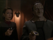 extant_StarTrek_DS9_7x25-7x26-WhatYouLeaveBehind_4227.jpg