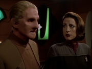 extant_StarTrek_DS9_7x25-7x26-WhatYouLeaveBehind_4777.jpg