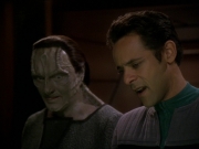 extant_StarTrek_DS9_7x25-7x26-WhatYouLeaveBehind_5010.jpg