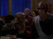 extant_StarTrek_DS9_7x25-7x26-WhatYouLeaveBehind_5557.jpg