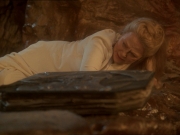 extant_StarTrek_DS9_7x25-7x26-WhatYouLeaveBehind_5998.jpg