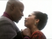 extant_StarTrek_DS9_7x25-7x26-WhatYouLeaveBehind_6562.jpg